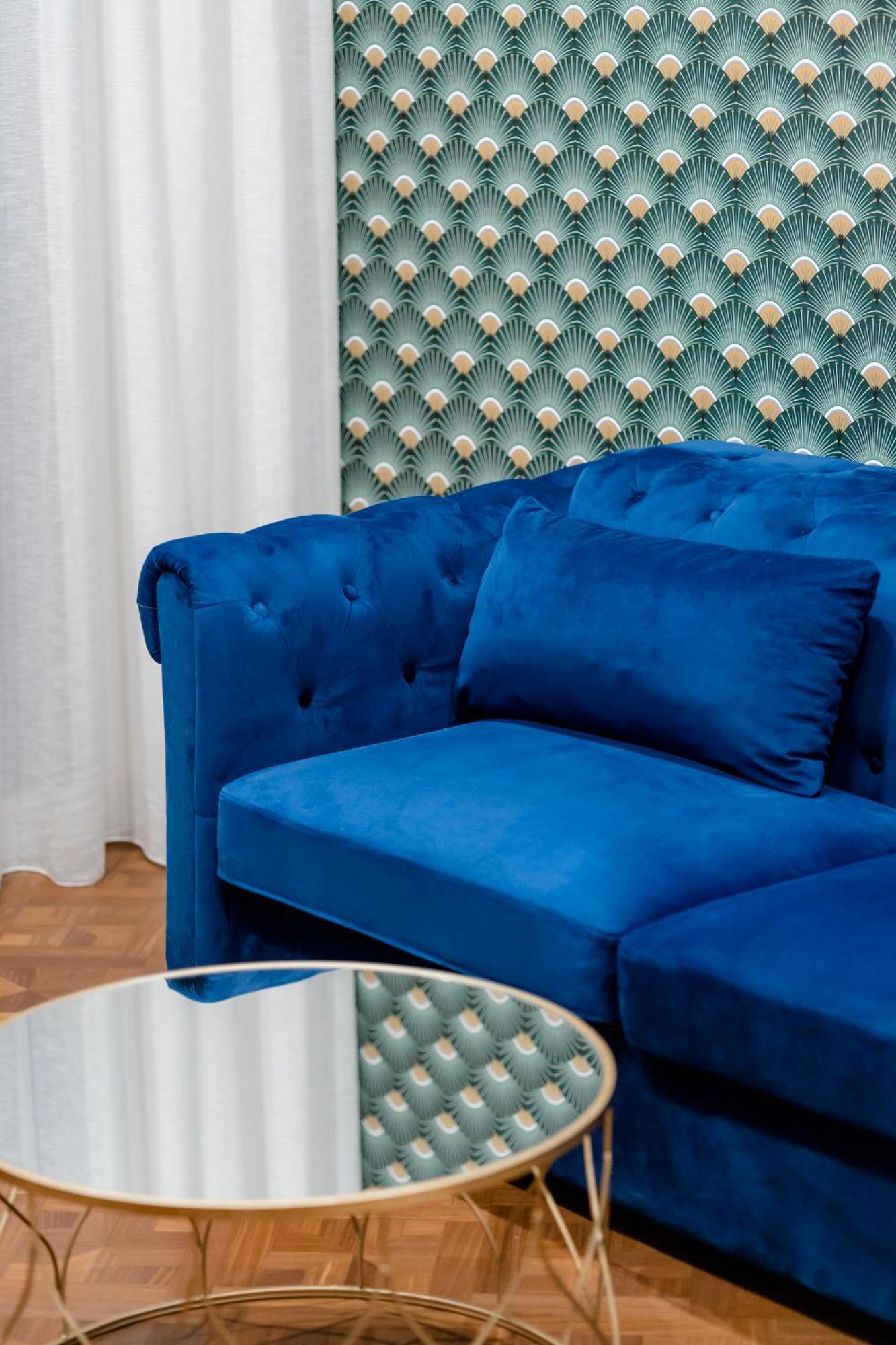 Well Suites - Piazza Dei Martiri Napoli Esterno foto