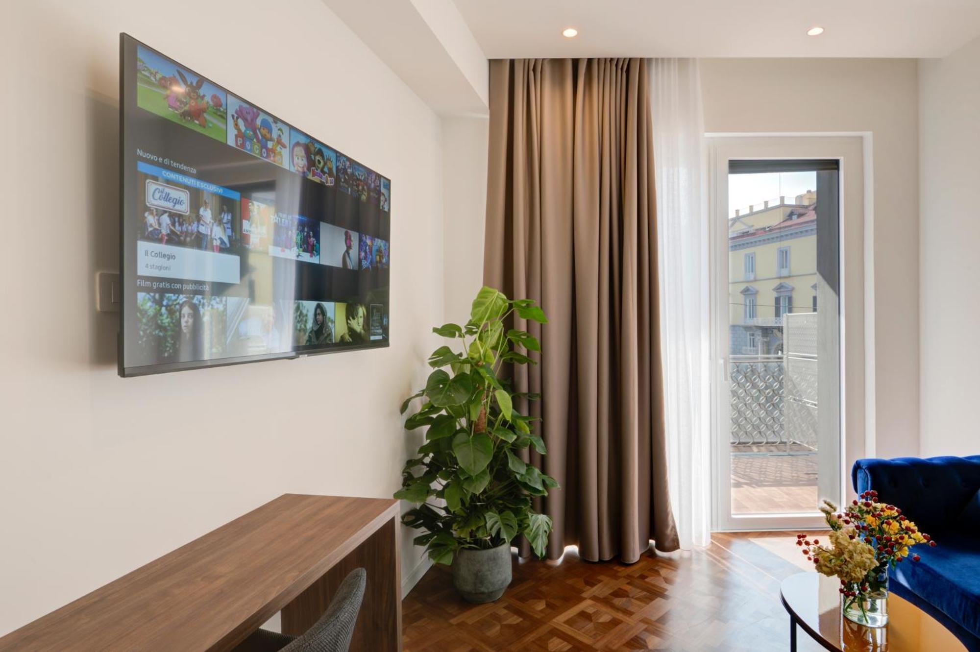 Well Suites - Piazza Dei Martiri Napoli Esterno foto